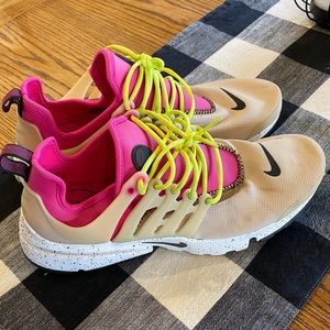 Nike Running/Training Shoe